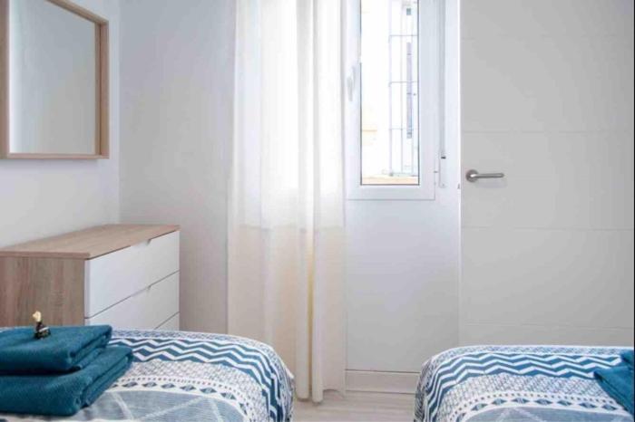 Appartamento Junto A Calle Betis Y Plaza De Cuba