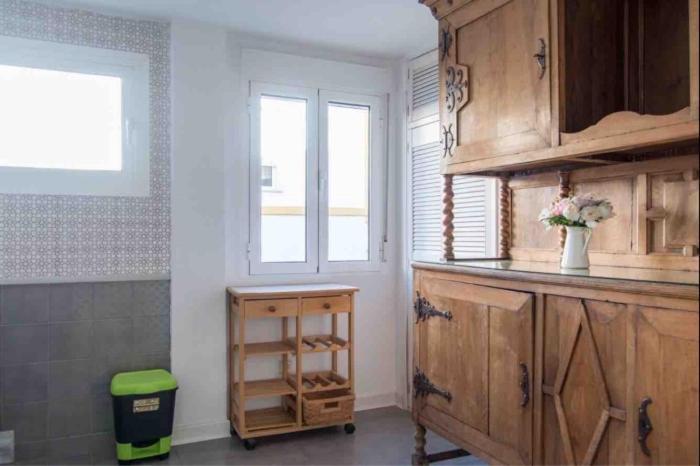 Junto A Calle Betis Y Plaza De Cuba Appartamento